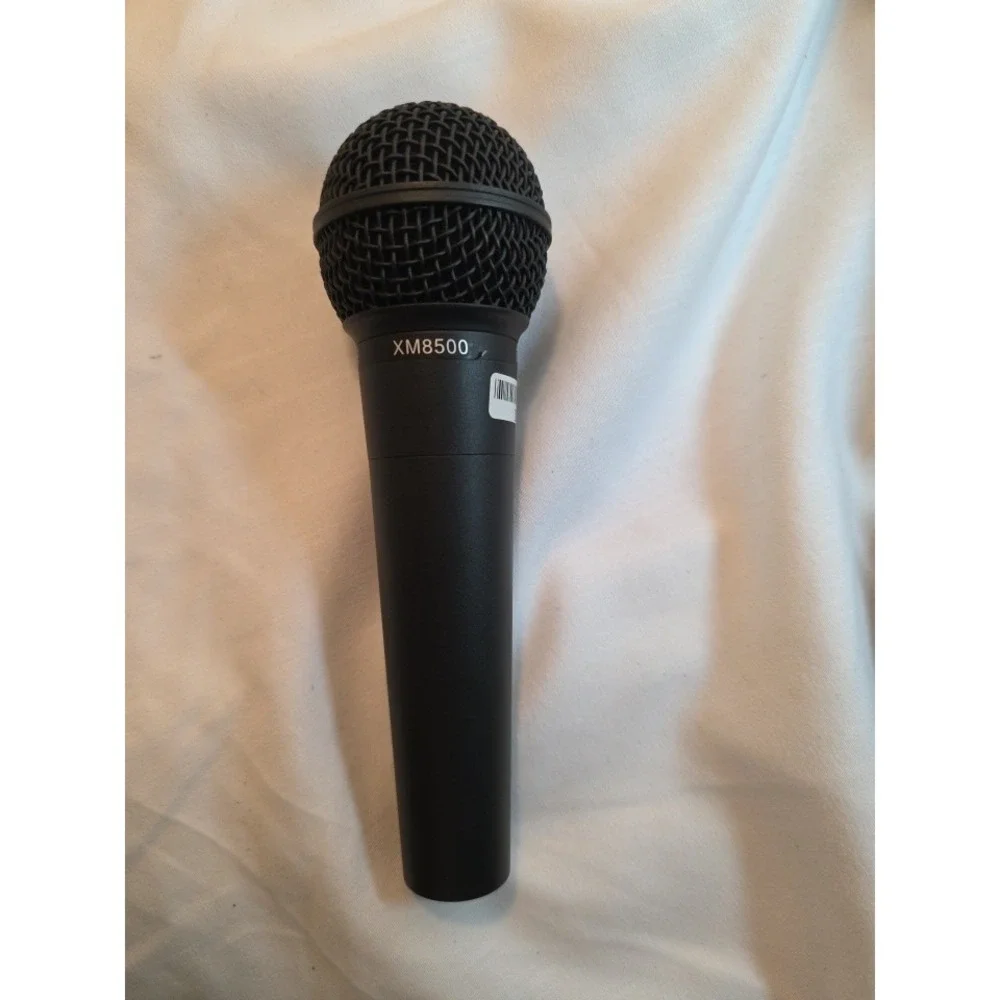 Behringer ULTRAVOICE XM8500 Dynamic Vocal Microphone Cardioid - Black/Silver